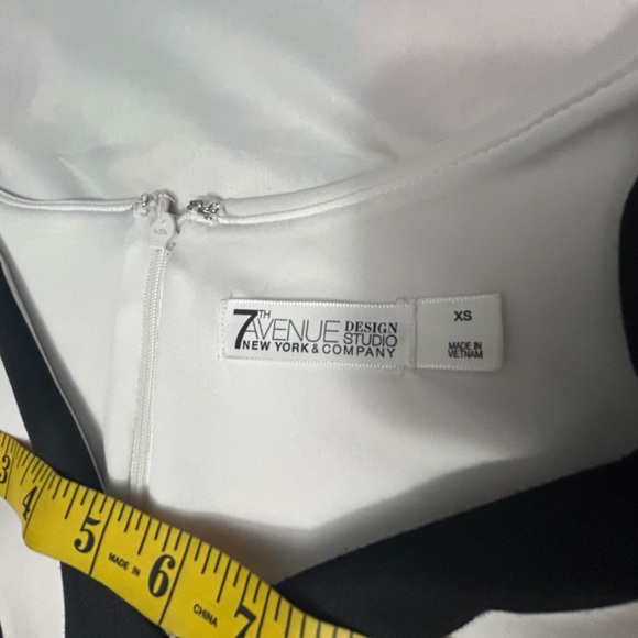 7th AVENUE DESIGN STUDIO DRESS - Picture 12 of 13